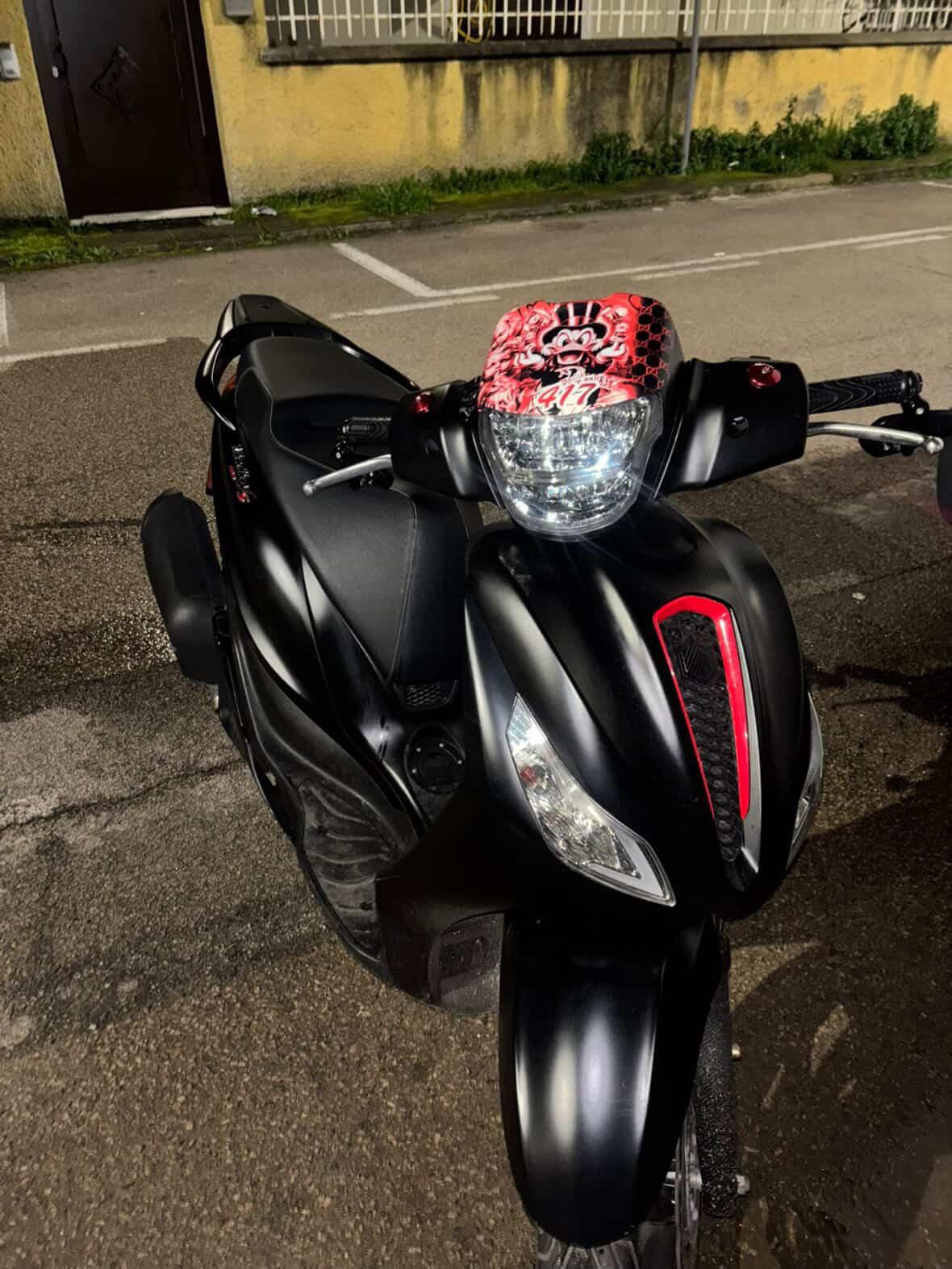 Grafica Cupolino Piaggio Medley Personalizzata – MotoWrapDesign
